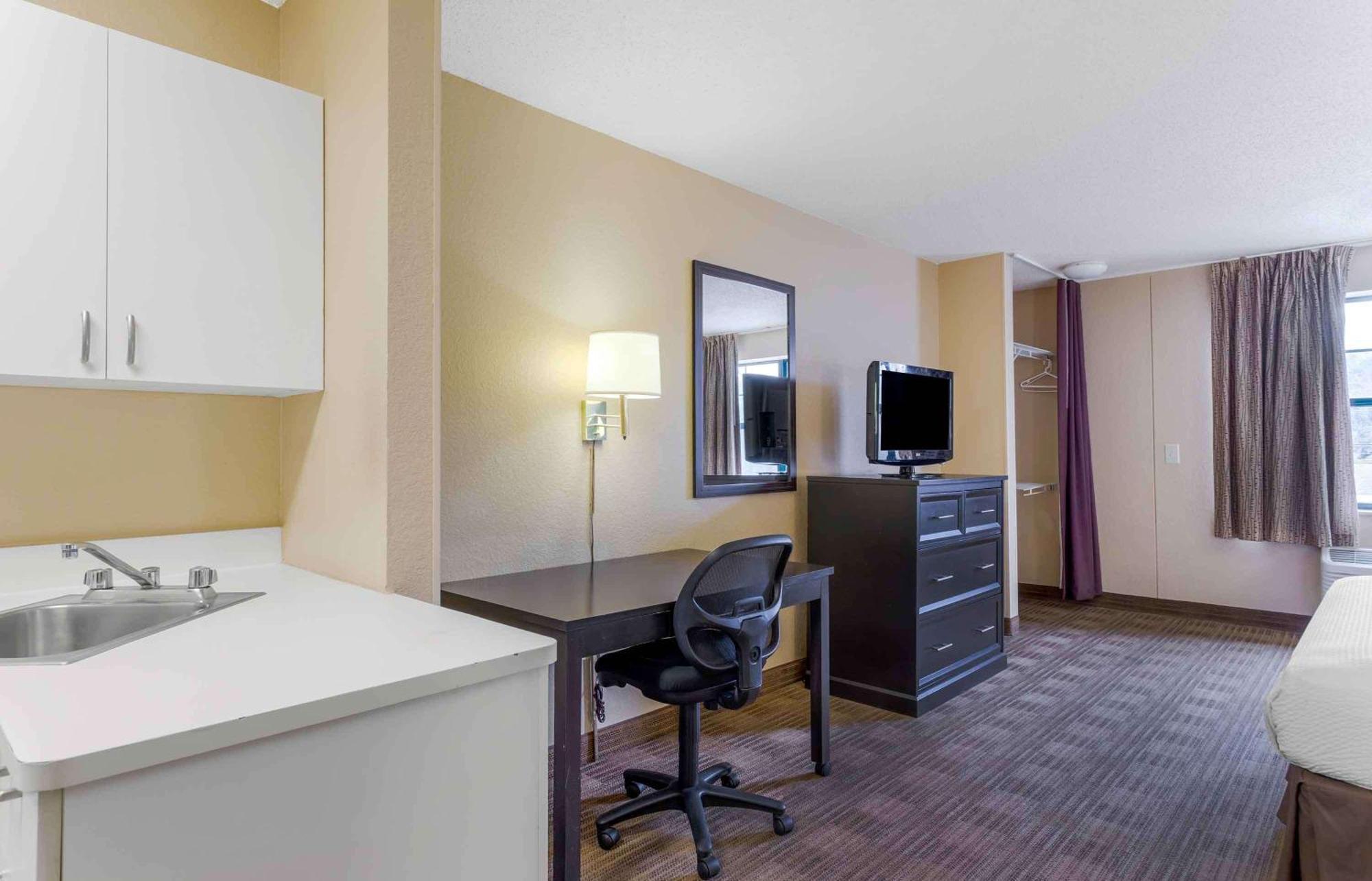 Extended Stay America Suites - Houston - Galleria - Westheimer Bagian luar foto